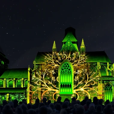 Spectacle son et lumière sur la Basilique d’Évron